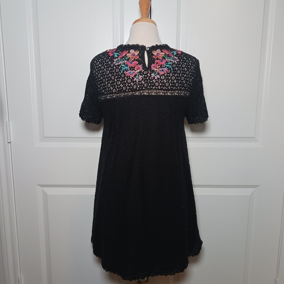 Umgee Black Lace Mini Dress with Embroidery - Picture 4 of 4